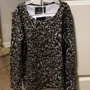 Sag Harbor Black and Gray Long Sleeve Tee